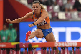 Three in a Row: Devynne Charlton Matches World Record to Cement Hurdles Greatness 9 Nadine Visser | Chaseathletics.us