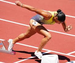 Collegiate Record Holder Isabella Whittaker Sidelined After Navicular Surgery 12 images 4